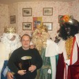 Cabalgata de Reyes A las 17:30 horas salen las tres carrozas de los Reyes Magos con sus pajes y moras.Recorren varias calles del pueblo acompañados de la carroza del portal donde van San José...